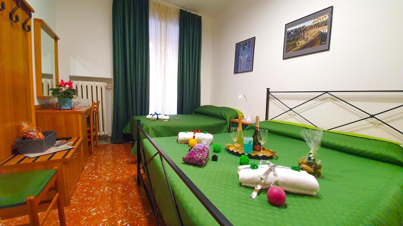 A Casa Simpatia - A Richiesta Parcheggio Gratuito ! Hotel Рим Екстериор снимка