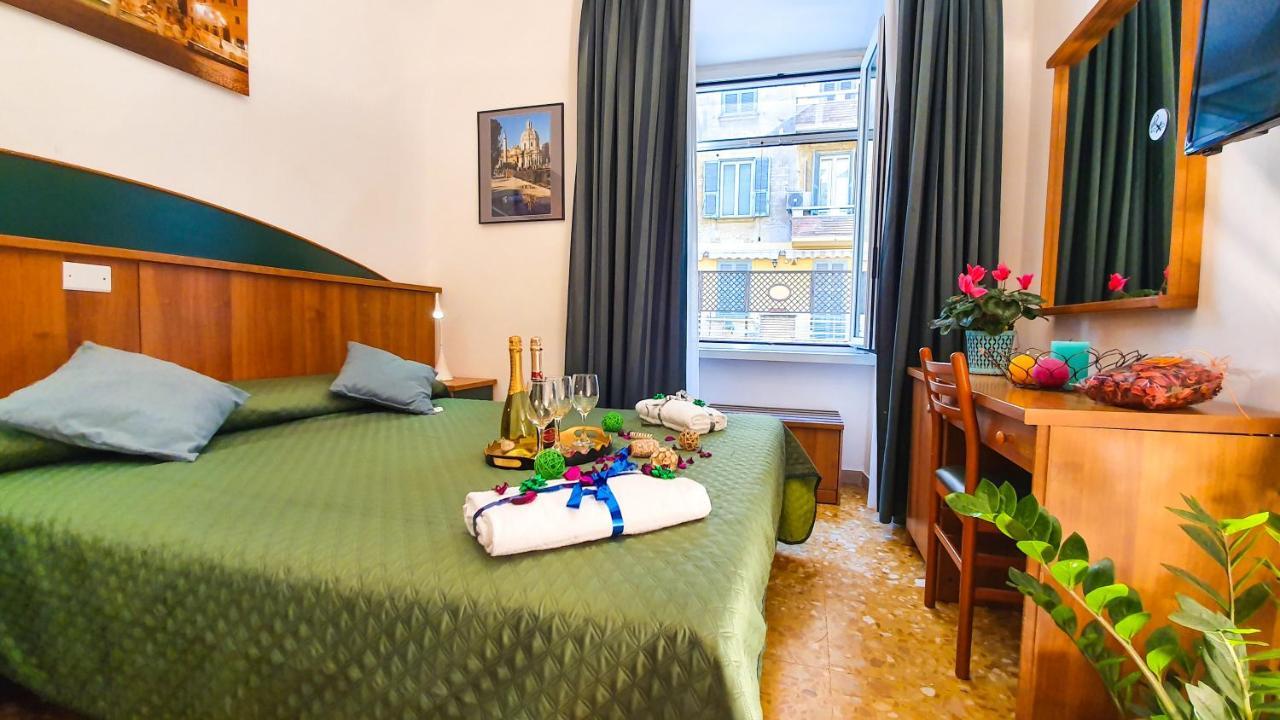 A Casa Simpatia - A Richiesta Parcheggio Gratuito ! Hotel Рим Екстериор снимка