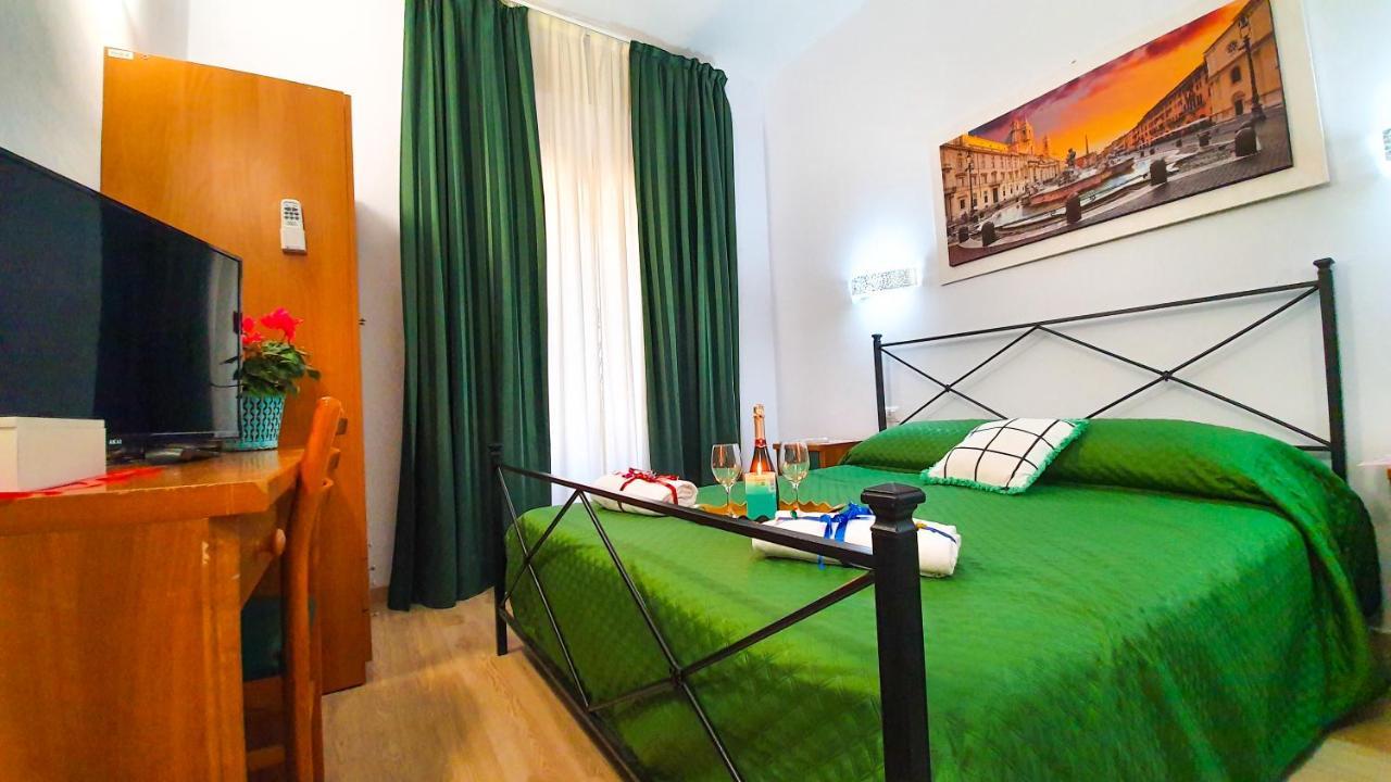 A Casa Simpatia - A Richiesta Parcheggio Gratuito ! Hotel Рим Екстериор снимка