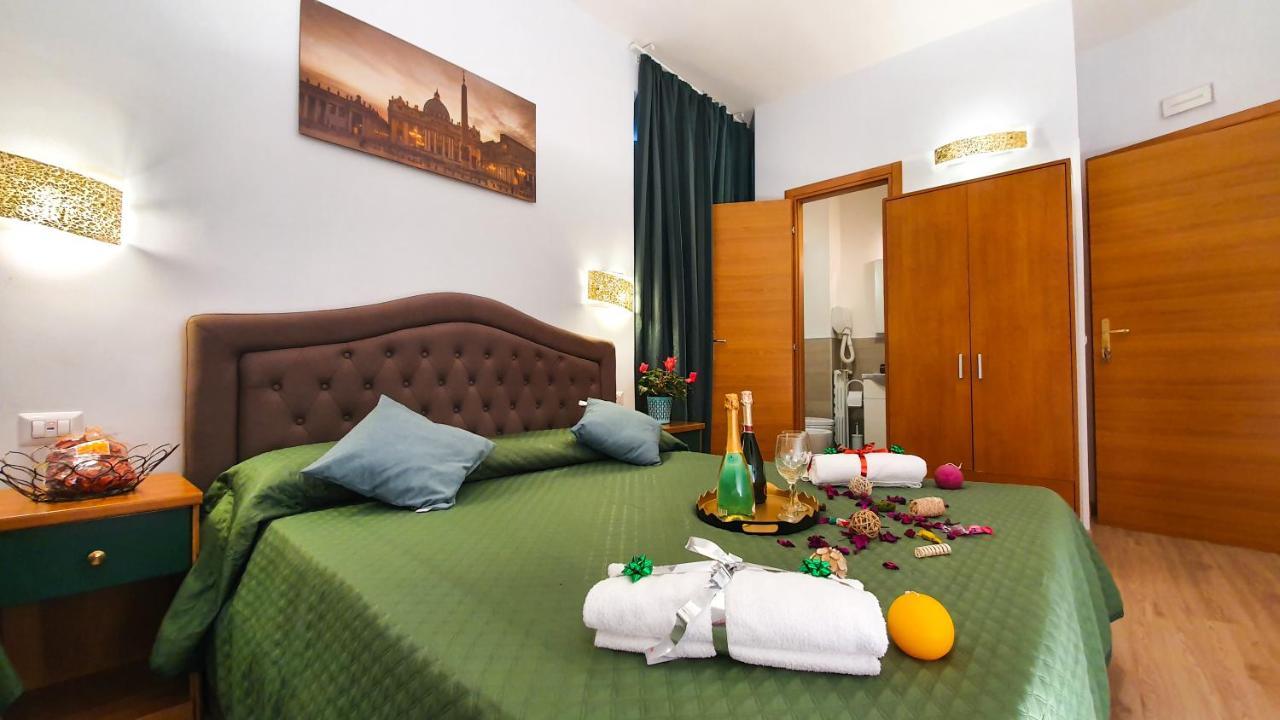 A Casa Simpatia - A Richiesta Parcheggio Gratuito ! Hotel Рим Екстериор снимка