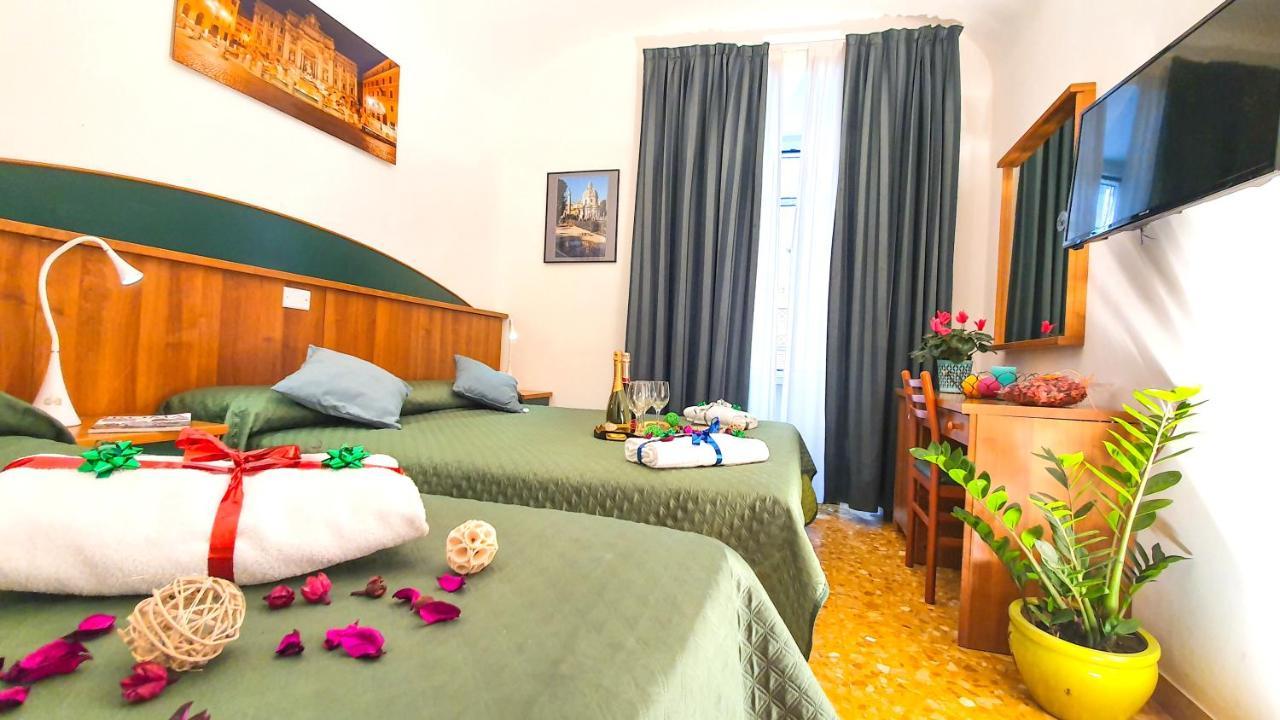 A Casa Simpatia - A Richiesta Parcheggio Gratuito ! Hotel Рим Екстериор снимка