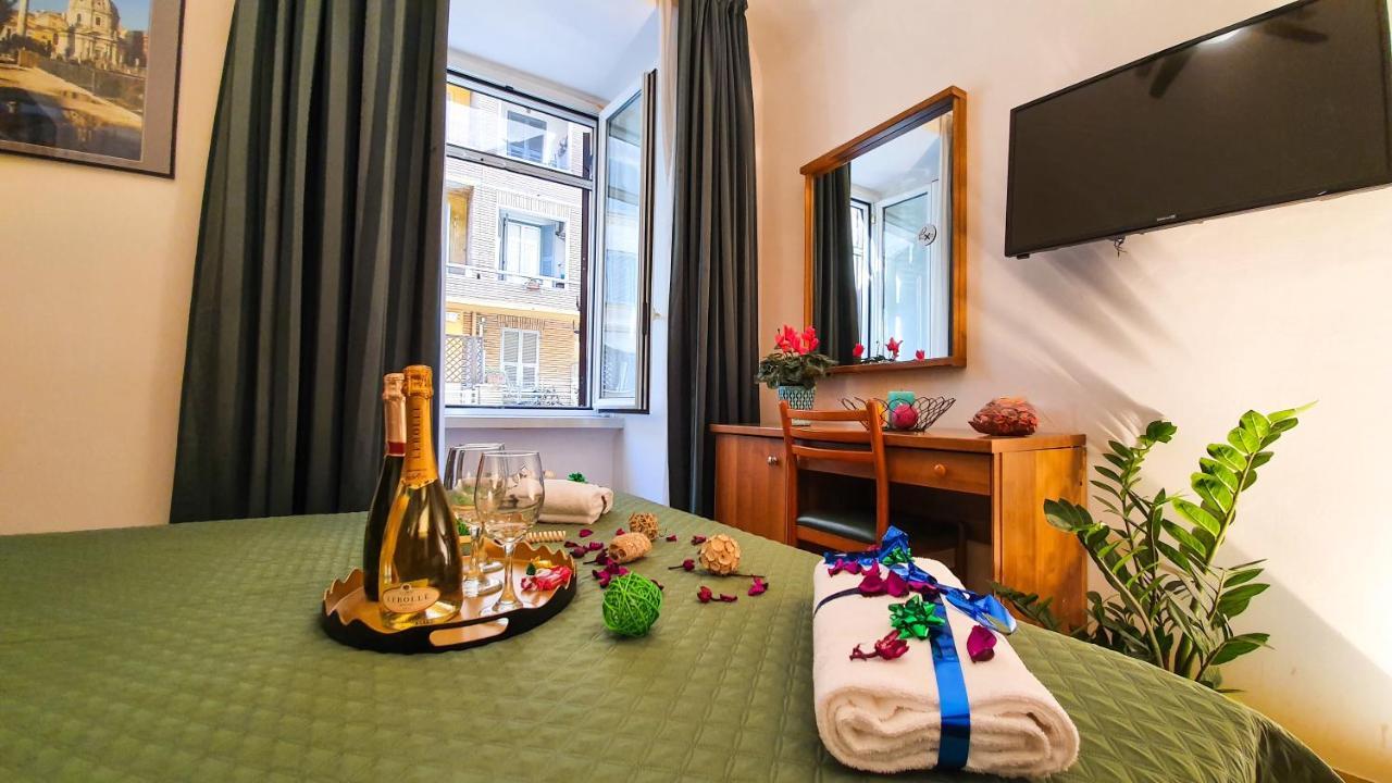 A Casa Simpatia - A Richiesta Parcheggio Gratuito ! Hotel Рим Екстериор снимка